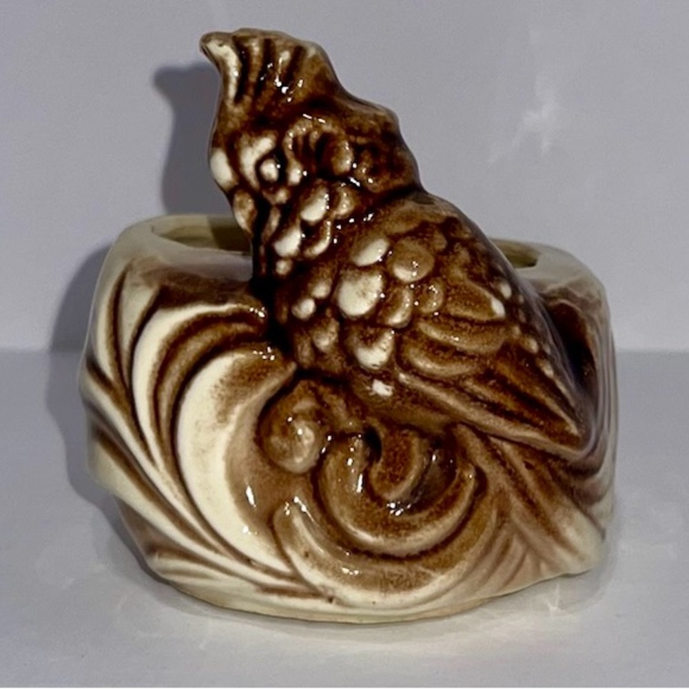 Shawnee Art Pottery Cockatiel/Parrot Small Planter #523, Brown & Cream